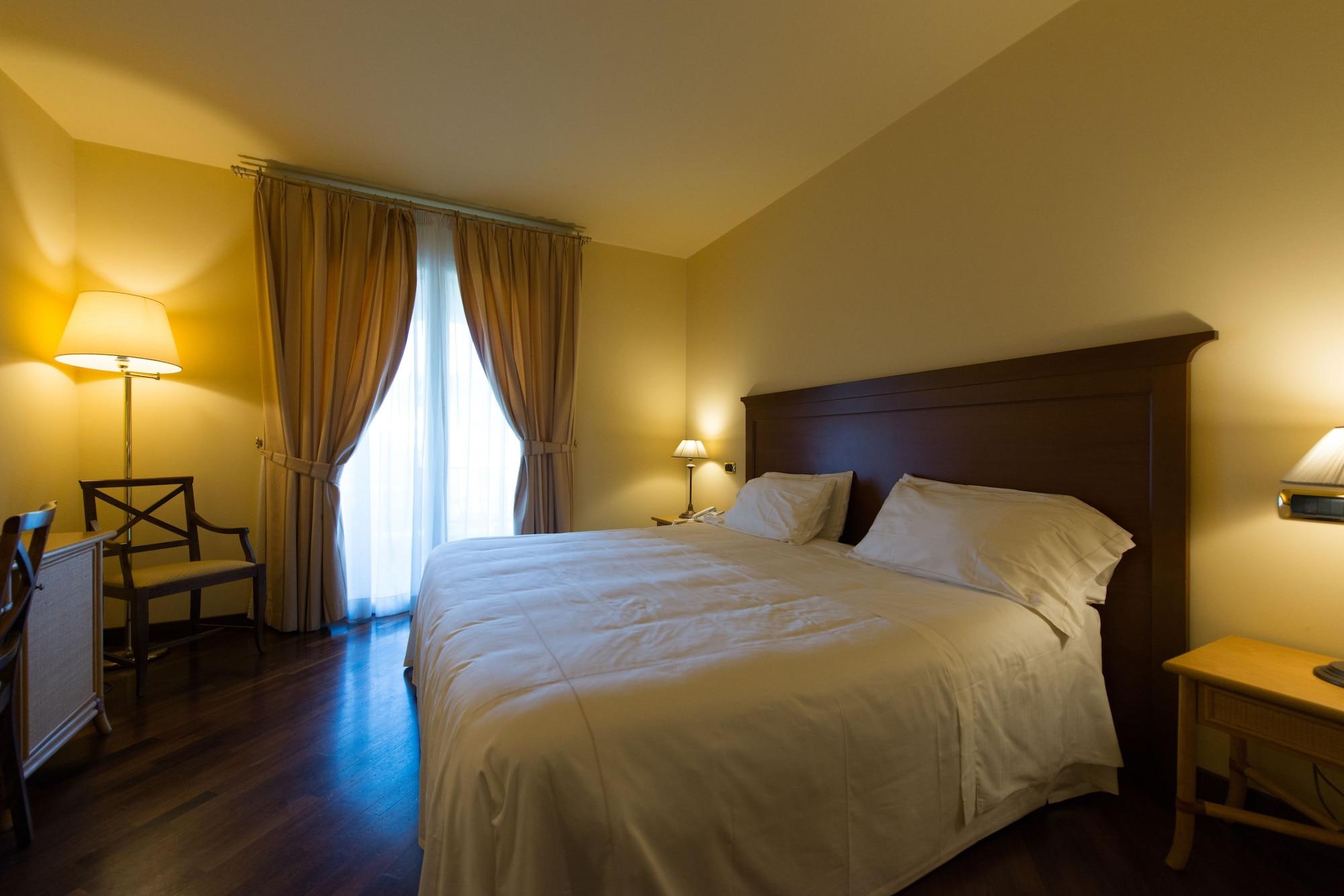 Grand Hotel Baia Verde Cannizzaro Экстерьер фото