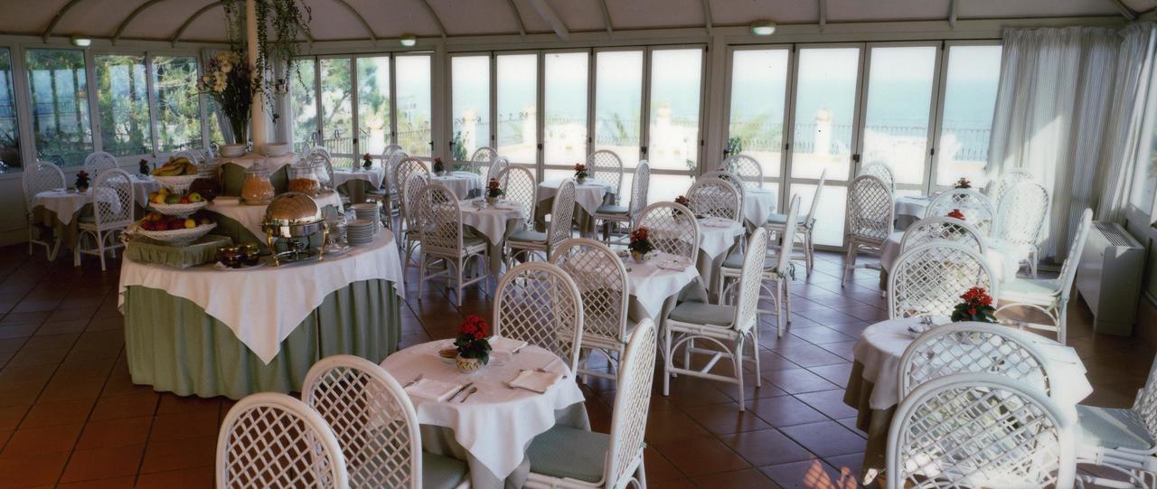 Grand Hotel Baia Verde Cannizzaro Экстерьер фото